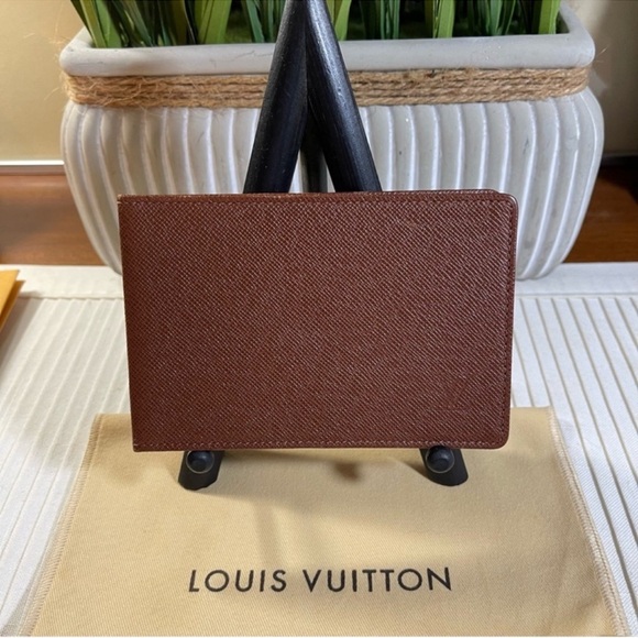 Louis Vuitton Handbags - Louis Vuitton Taiga ID Holder Card Wallet Insert